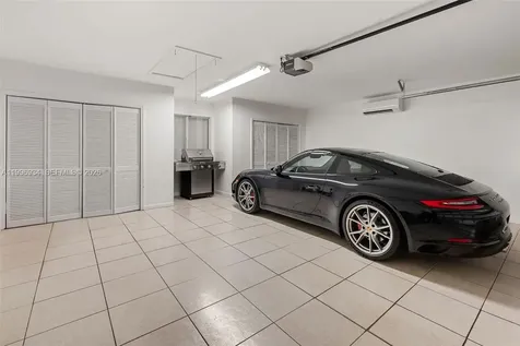 8450 SW 74th Terrace Miami FL 33143