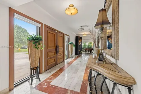 8450 SW 74th Terrace Miami FL 33143
