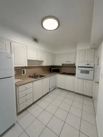 4001 S Ocean Drive Hollywood FL 33019