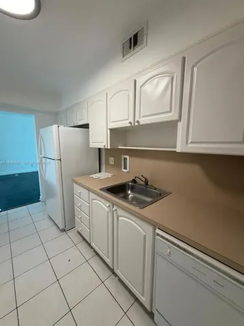 4001 S Ocean Drive Hollywood FL 33019