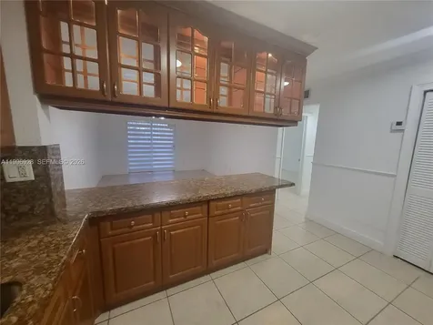 1275 W 35th Street Hialeah FL 33012