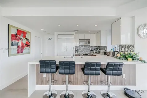 10275 Collins Avenue Bal Harbour FL 33154