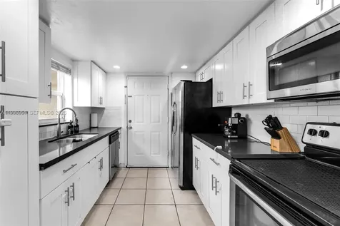 8500 SW 109th Avenue Miami FL 33173