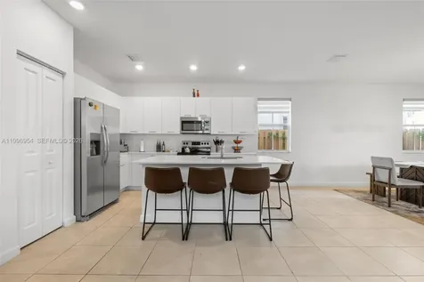 2357 NW 130th Street Miami FL 33167