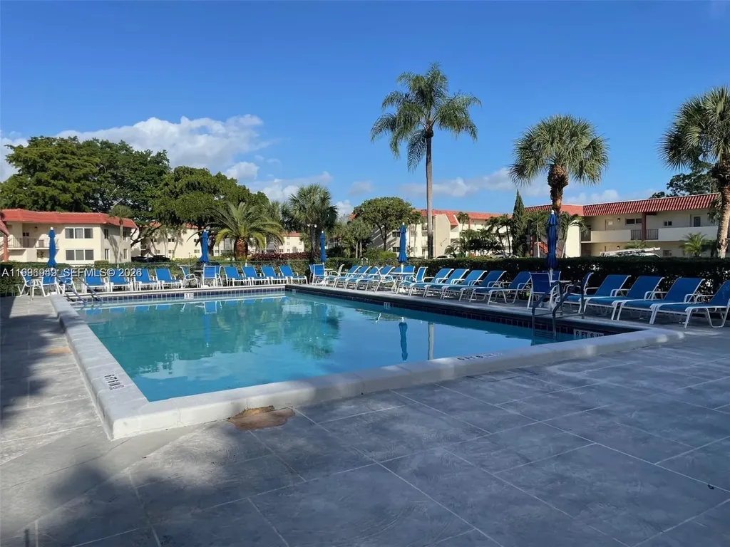 8940 S Hollybrook Boulevard Pembroke Pines FL 33025