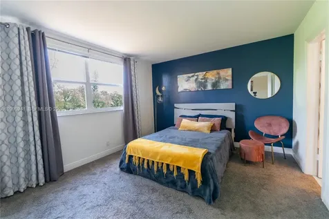 3900 NW 76th Avenue Sunrise FL 33351
