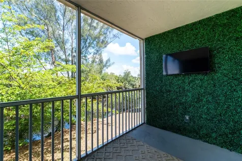 3900 NW 76th Avenue Sunrise FL 33351