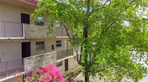 3900 NW 76th Avenue Sunrise FL 33351