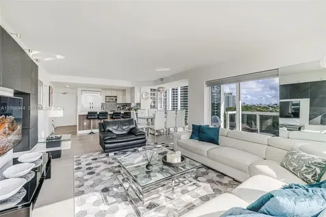 10275 Collins Avenue Bal Harbour FL 33154