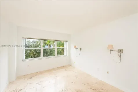 590 Ocean Drive Key Biscayne FL 33149