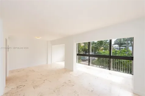 590 Ocean Drive Key Biscayne FL 33149