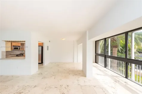 590 Ocean Drive Key Biscayne FL 33149
