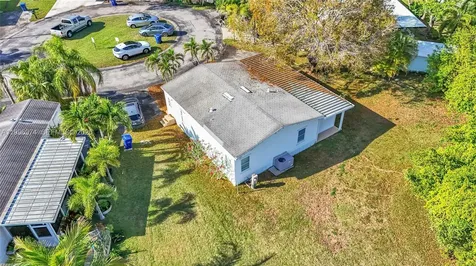 34850 SW 187 Avenue Lot 442 Homestead FL 33034