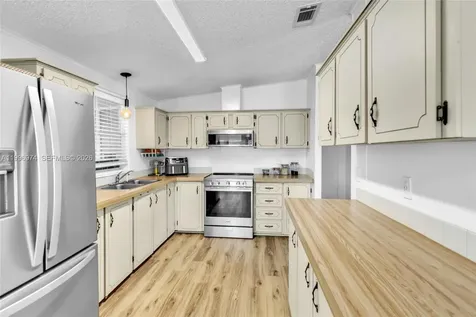 34850 SW 187 Avenue Lot 442 Homestead FL 33034