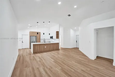 10153 NW 3rd Court Plantation FL 33324