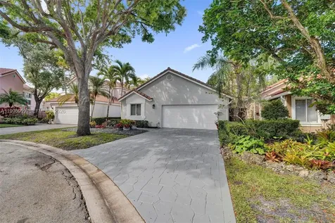10153 NW 3rd Court Plantation FL 33324