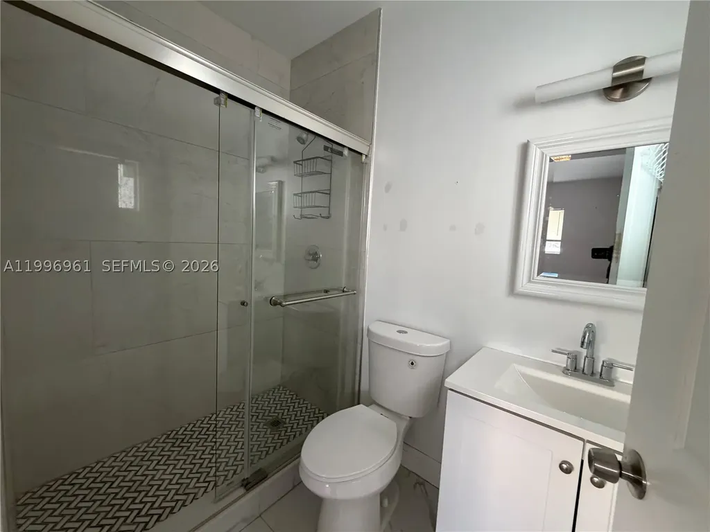 2241 N 62nd Avenue Hollywood FL 33024