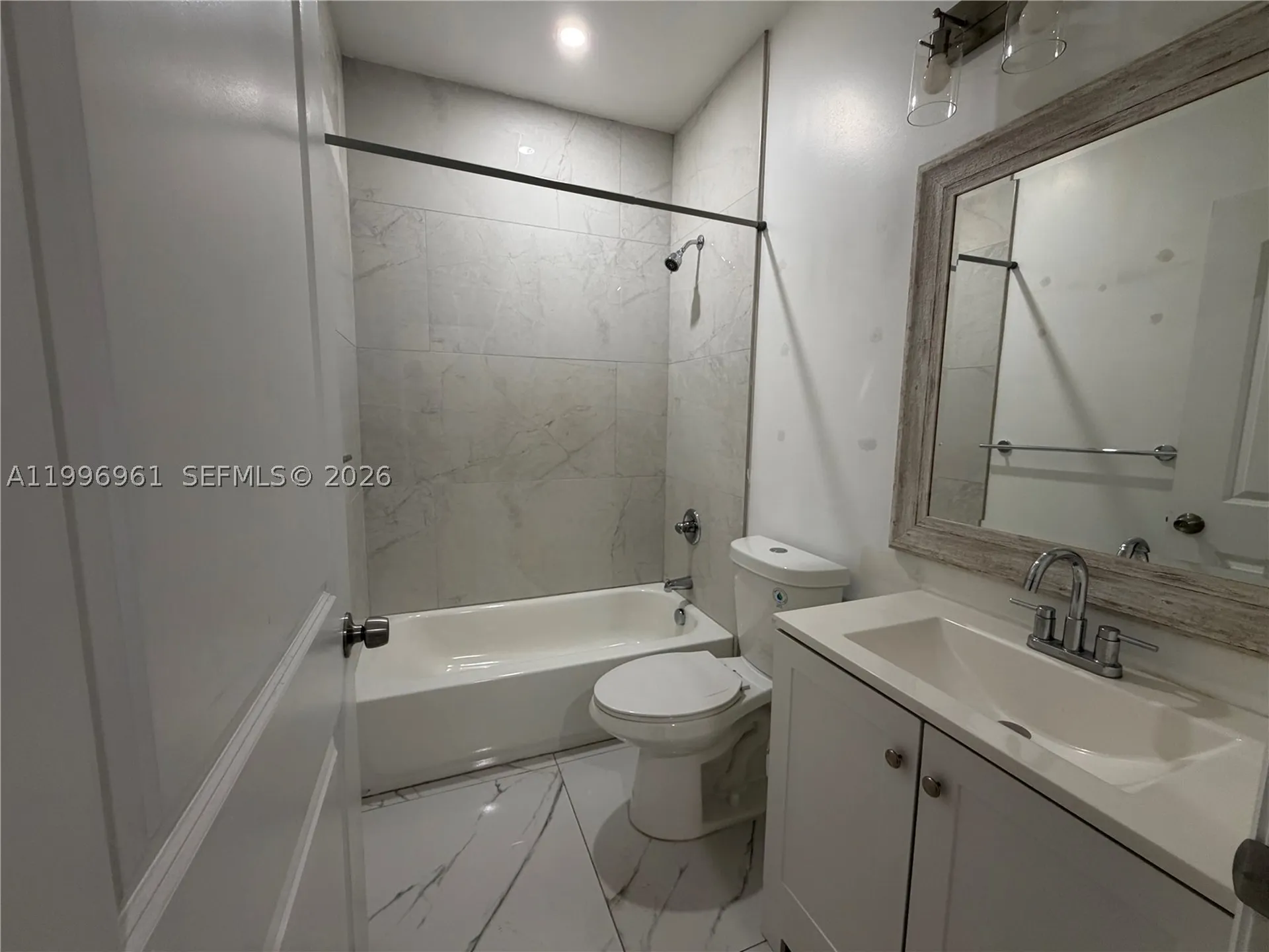 2241 N 62nd Avenue Hollywood FL 33024