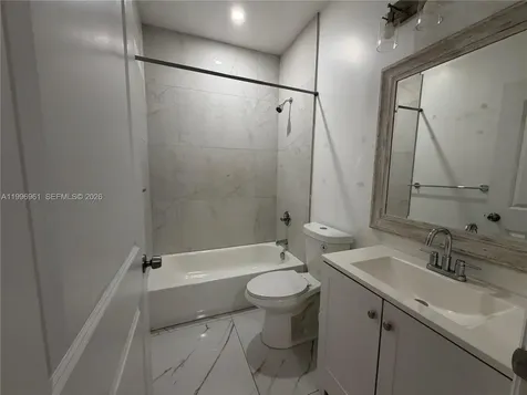 2241 N 62nd Avenue Hollywood FL 33024