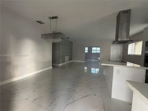 2241 N 62nd Avenue Hollywood FL 33024