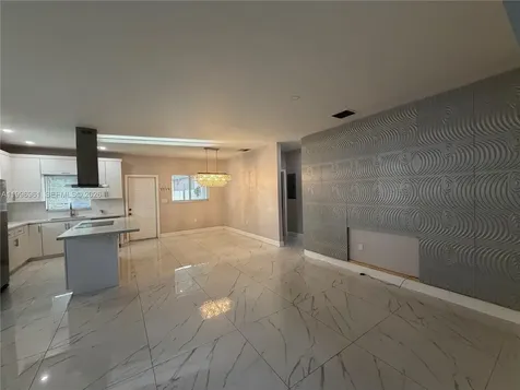 2241 N 62nd Avenue Hollywood FL 33024