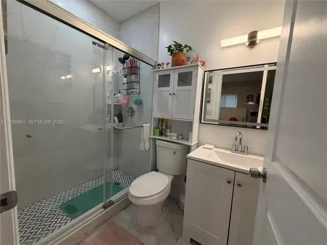 2241 N 62nd Avenue Hollywood FL 33024