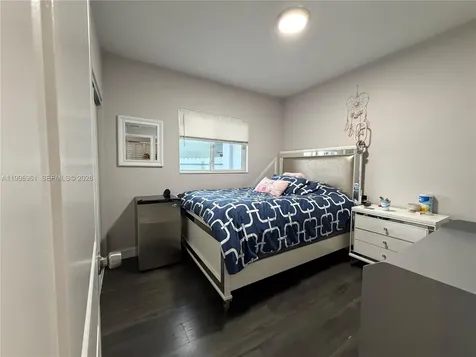 2241 N 62nd Avenue Hollywood FL 33024
