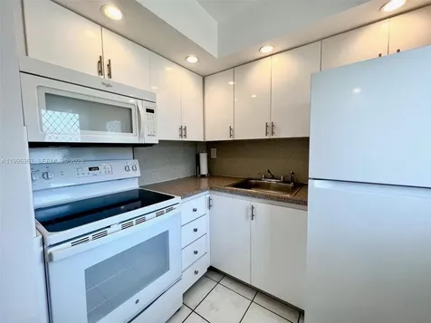 3030 Marcos Drive Aventura FL 33160