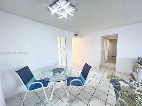 3030 Marcos Drive Aventura FL 33160