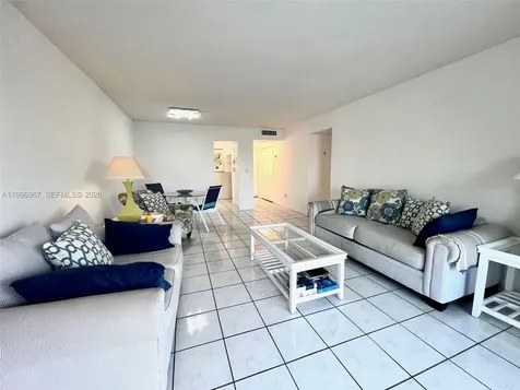 3030 Marcos Drive Aventura FL 33160