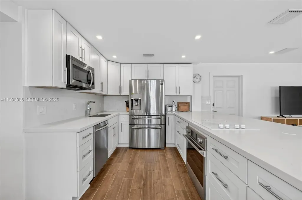 3050 NE 48th Street Fort Lauderdale FL 33308