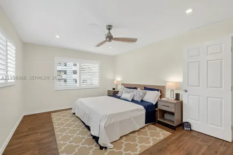 3050 NE 48th Street Fort Lauderdale FL 33308