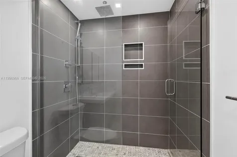 3050 NE 48th Street Fort Lauderdale FL 33308