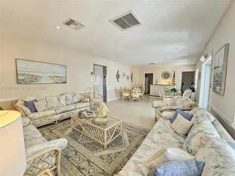 3050 NE 48th Street Fort Lauderdale FL 33308