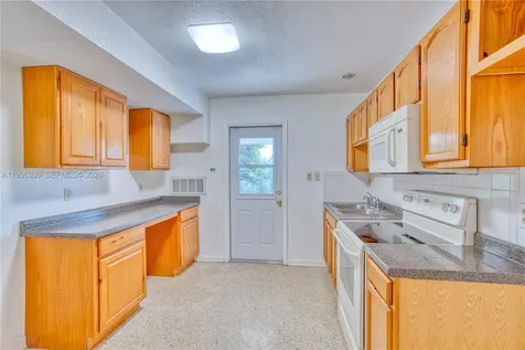 120 Coquina Street Fort Pierce FL 34949
