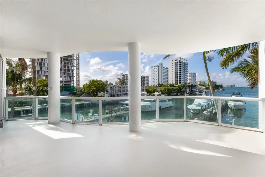 7914 Harbor Island Drive North Bay Village FL 33141