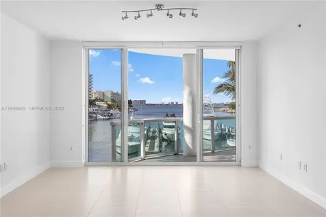 7914 Harbor Island Drive North Bay Village FL 33141