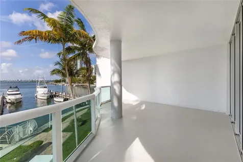 7914 Harbor Island Drive North Bay Village FL 33141