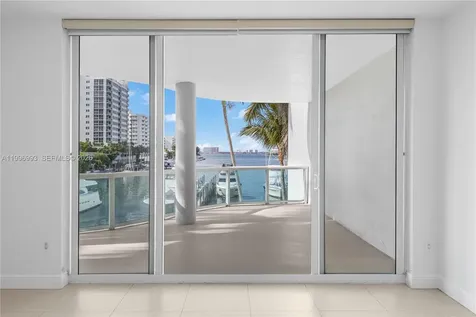 7914 Harbor Island Drive North Bay Village FL 33141