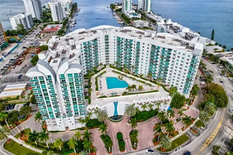7914 Harbor Island Drive North Bay Village FL 33141