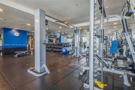 7914 Harbor Island Drive North Bay Village FL 33141