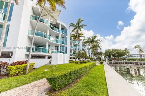 7914 Harbor Island Drive North Bay Village FL 33141