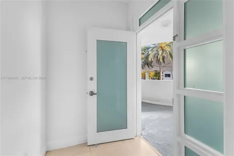 7914 Harbor Island Drive North Bay Village FL 33141