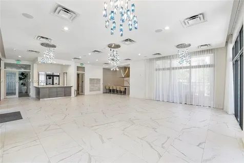 8424 NW 51st Terrace Doral FL 33166