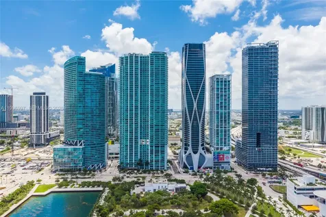 888 Biscayne Boulevard Miami FL 33132