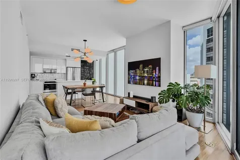 888 Biscayne Boulevard Miami FL 33132