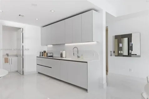 16901 Collins Avenue Sunny Isles Beach FL 33160