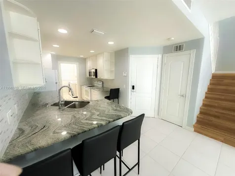 197 Santa Barbara Way Palm Beach Gardens FL 33410