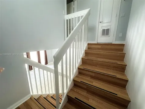 197 Santa Barbara Way Palm Beach Gardens FL 33410