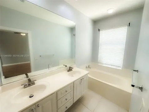 197 Santa Barbara Way Palm Beach Gardens FL 33410